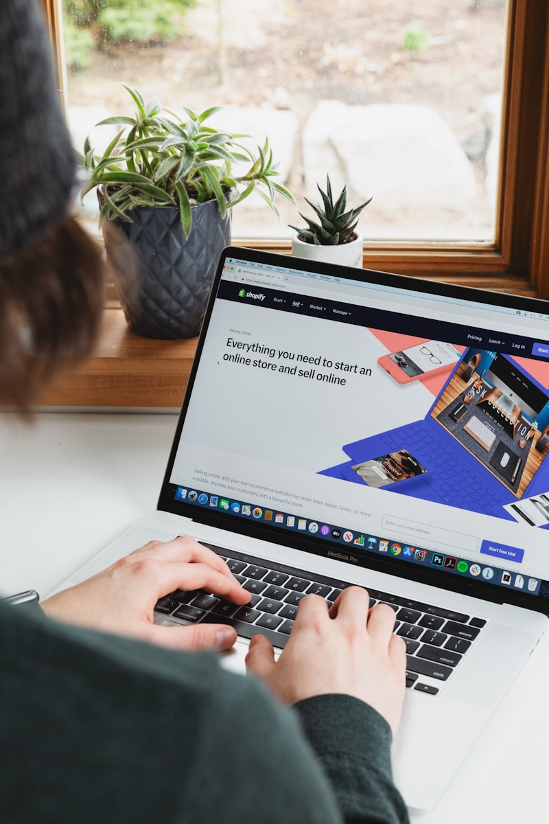 Founder using free ecommerce resources to pack and ship an order